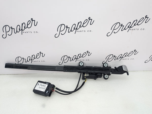 BMW E92 M3 Left/Driver Side Front Seatbelt Handover & Control Module 9165379/9167237