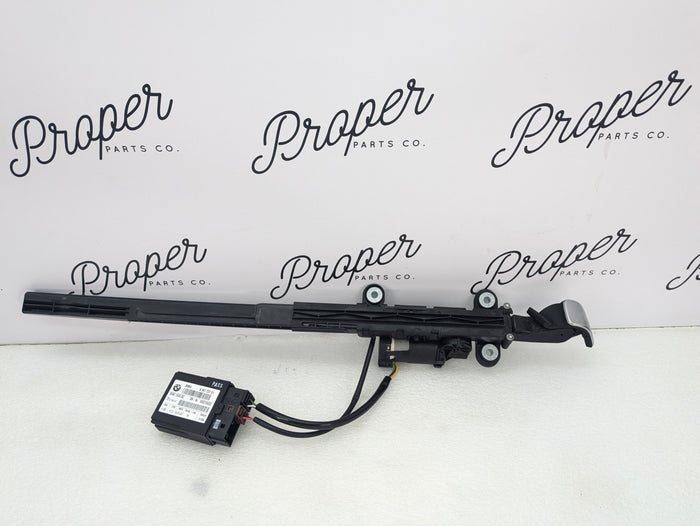 BMW E92 M3 Left/Driver Side Front Seatbelt Handover & Control Module 9165379/9167237