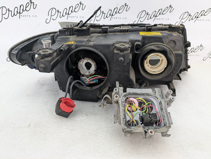 BMW E46 330i 325i Sedan/Wagon LCI Front Left Bi-Xenon Headlight 6910975 *For Parts*