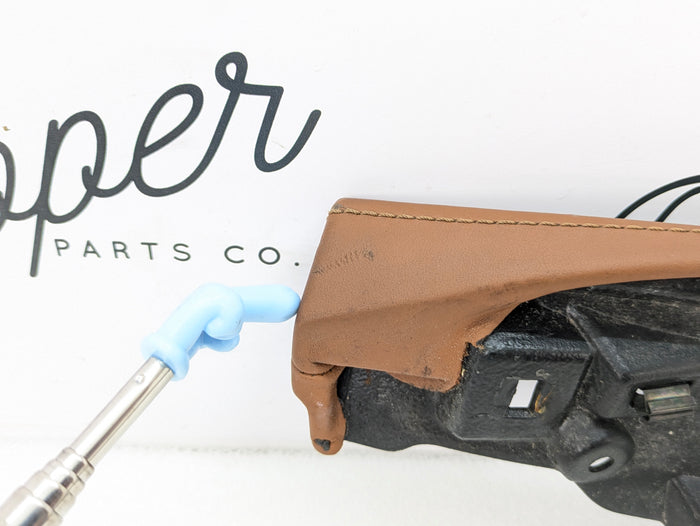 Chevrolet C7 Corvette Stingray Left/Driver Side Dashboard Kalahari Brown Leather Trim Panel APY44457 *NOTE*