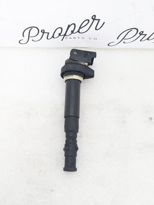 BMW E60 E61 M5/E63 E64 M6 S85 V10 Engine Ignition Coil Pack 7835108