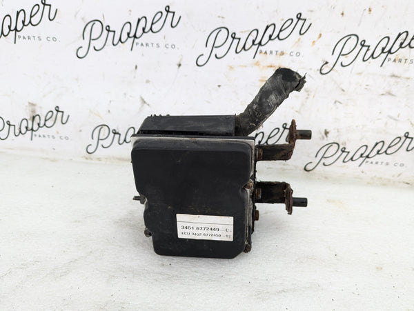 BMW E60 E61 530xi 525xi 530xd ABS Anti Lock Brakes Pump Module 6772449