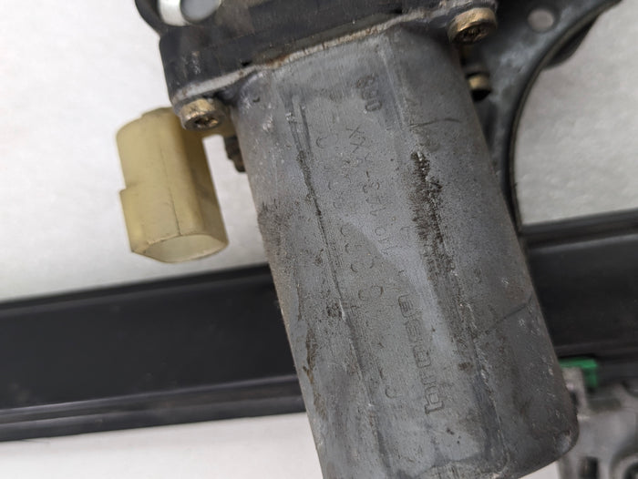 BMW E46 M3 330ci 328ci 325ci 323ci Coupe/Convertible Left/Driver Side Window Regulator W/Motor 8204179