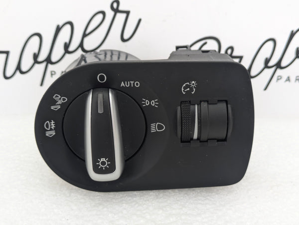 2016-2018 Audi 8U Q3 Headlight Control & Dimmer Switch 8X1941531