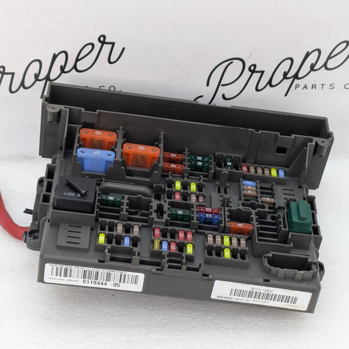 BMW E82 E88 135i 128i Front Glove Box Power Distribution Fuse Box 9119444