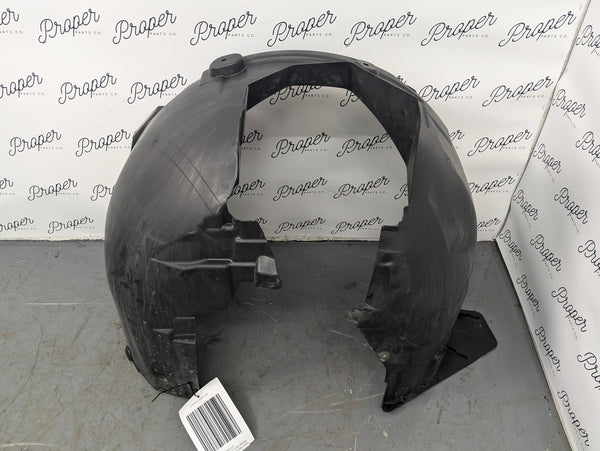 2021 Volvo V60 T6 R-Design Front Right/Passenger Side Fender Liner Splash Guard 31425476