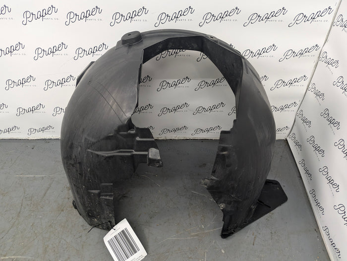 2021 Volvo V60 T6 R-Design Front Right/Passenger Side Fender Liner Splash Guard 31425476