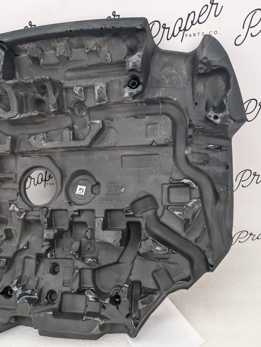 2021 Volvo V60 T6 R-Design Engine Motor Cover 31657646