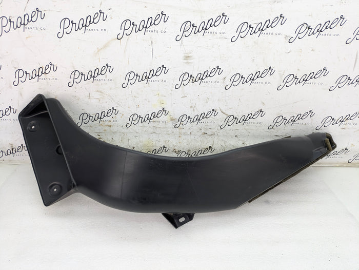 Chevrolet C7 Corvette Stingray Z51 Rear Left/Driver Side Manual Transmission Fluid Cooler Air Duct 22792720/22793183