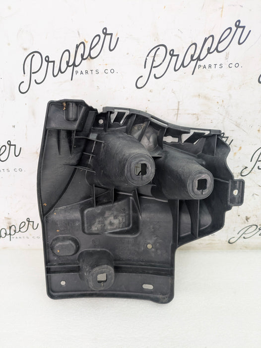BMW G22 G23 430ix M440ix G82 G83 M4 Rear Left/Driver Side Inner Bumper Bracket Support Mount 7497111