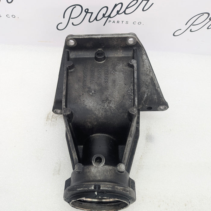 BMW G80 G82 F97 M3 M4 X3 M S58 AWD Front Right Axle Shaft Support Bracket 8639383