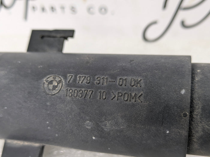 BMW E90 E91 E92 E93 3 Series Headlight Washer Spray Nozzle 7179311