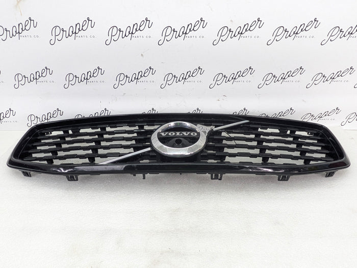 2021 Volvo V60 T6 R-Design Front Bumper Black Upper Grille 32132220