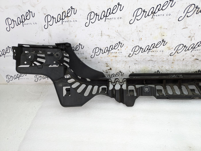 BMW F30 335xi 328xi 340xi 330xi M Sport Center Rear Bumper Mounting Bracket Guide 7256922
