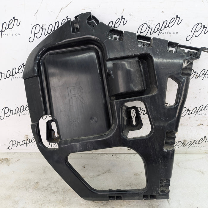 BMW F22 F23 228xi M235xi 230xi M240xi M Sport Right/Passenger Side Rear Bumper Mount Guide Bracket 7285534
