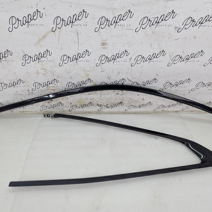 BMW G22 G82 430ix M440ix M4 Left/Driver Side Shadowline Window Trim 51337482753/51337482755