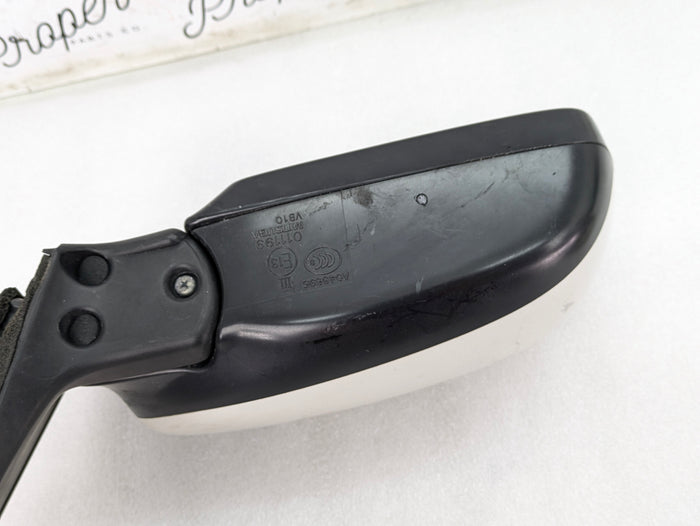 SUBARU WRX STI (GR) SIDE MIRROR RIGHT Satin White Pearl (37J)