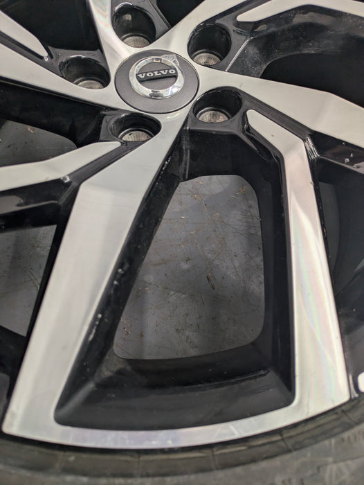 2021 Volvo V60 T6 R-Design Y Spoke Black Diamond Cut Wheel 8 X 18 Et 42 31471311