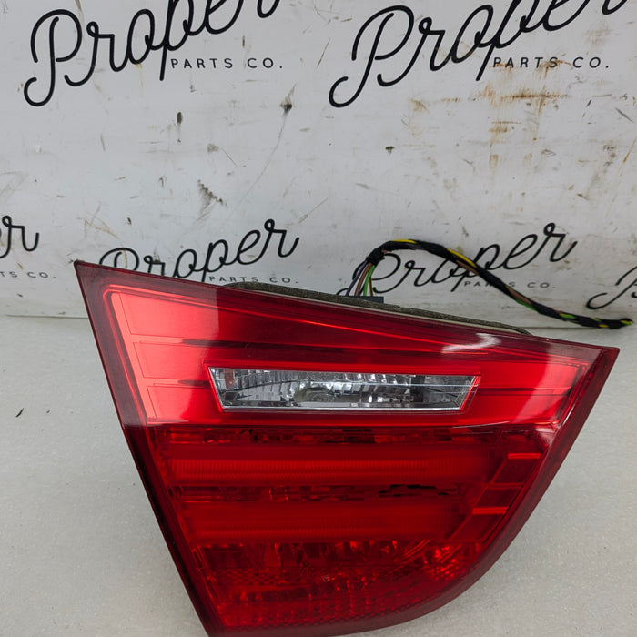BMW E90 335xi 328xi 325xi 323i LCI Left/Driver Side Rear Inner Trunk Tail Light 7289427