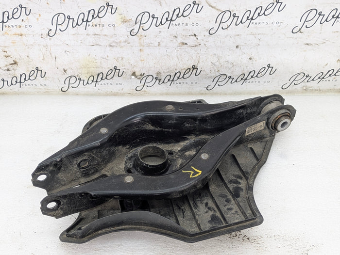 BMW G22 G23 G20 G26 430ix 330ix 330ex M Sport Rear Right Lower Control Arm Spring Perch 6876804/6886448