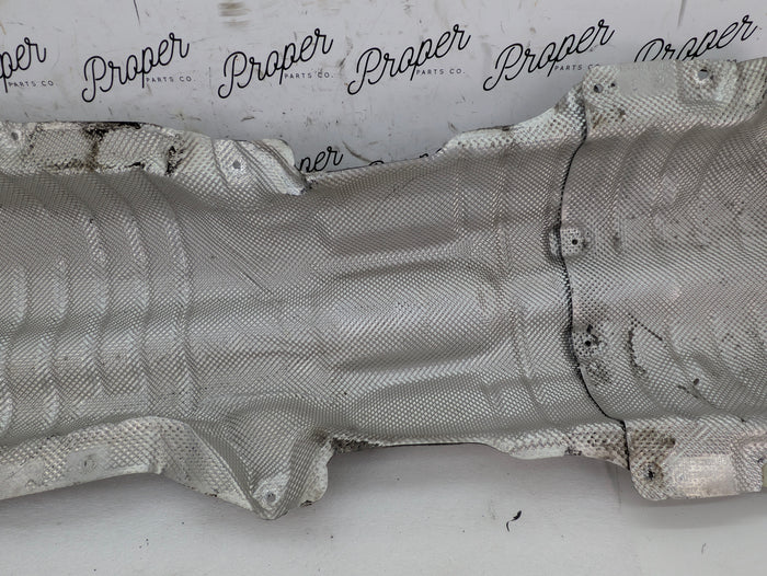 BMW G20 G22 G23 G26 330ix 330i Front/Rear Automatic Transmission Tunnel/Fuel Tank Heat Shields 7340963/7340981