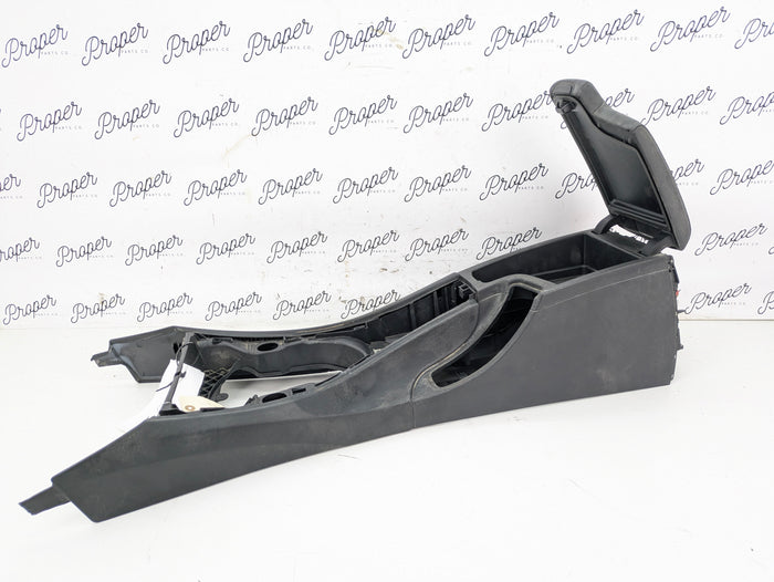 BMW E90 E91 E92 E93 M3 335i Center Console & Arm Rest 7596992 *DAMAGED*