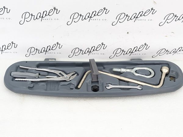 BMW E46 M3 330ci 328ci 325ci 323ci 320i Coupe/Sedan Trunk Emergency Tool Kit 1094910