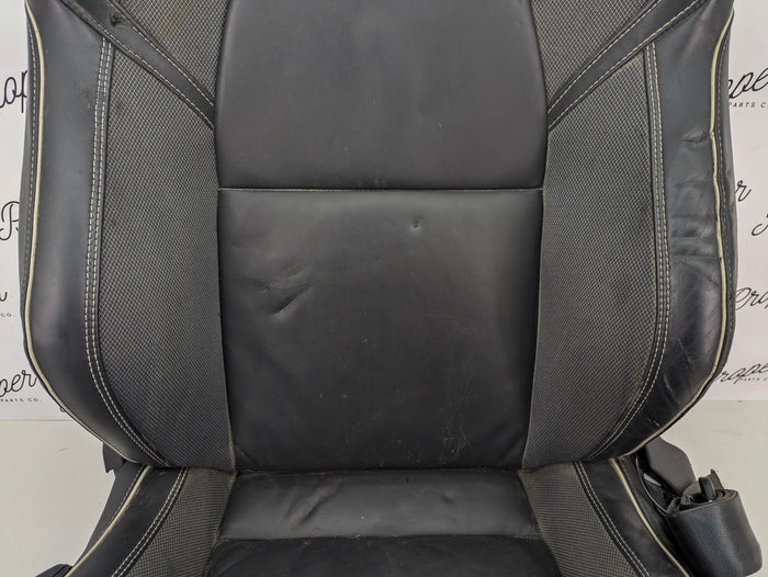 2021 Volvo V60 T6 R-Design Front Left/Driver Side Black Leather Heated Seat *DAMAGED*