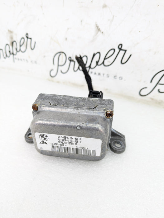 2004 BMW E85 Z4 Abs Dsc Speed Yaw Rate Rotational Sensor  6764018