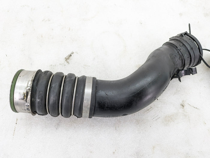 BMW E82 E88 E90 E92 E93 335xi 335i 135i N55 Turbo to Intercooler Pipe Tube Hose 7599293