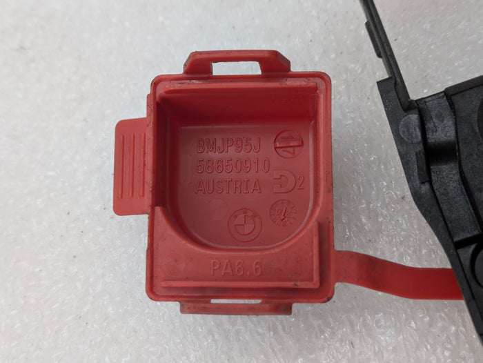 BMW G20 G22 G23 G26 330ix M340ix 330ex Fuse/Battery Junction Box Cover Panel 8793045