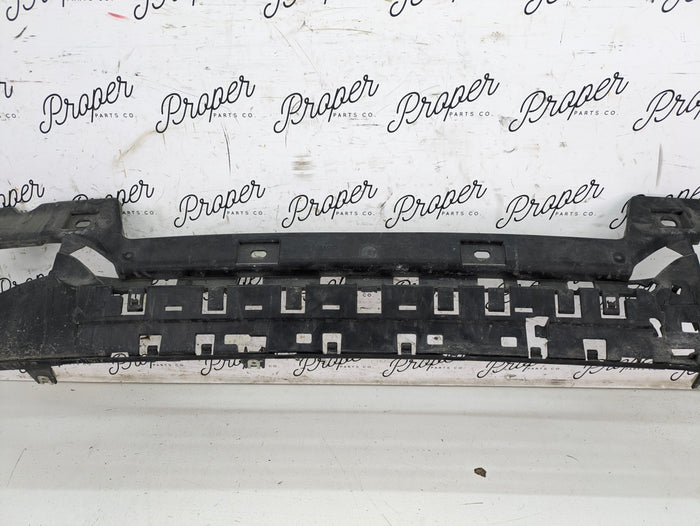 BMW G20 330ix 330ex M Sport Rear Bumper Lower Center Bumper Support Bracket Mount 8069392