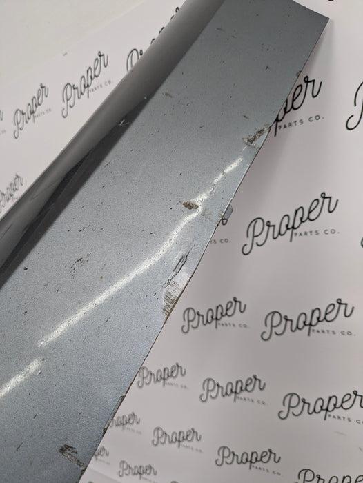 2021 Volvo V60 T6 R-Design Right/Passenger Side Skirt Osmium Gray Metallic (714) 31448912