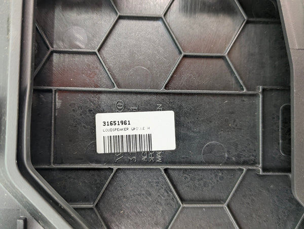 2021 Volvo V60 T6 R-Design Dashboard Speaker Trim Cover Grille 31651961/31467496