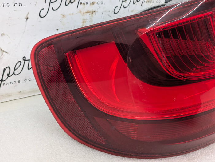 BMW F22 F23 228xi M240xi M235xi 230xi F87 M2 Pre-LCI Left/Driver Side Tail Light Assembly 7295427
