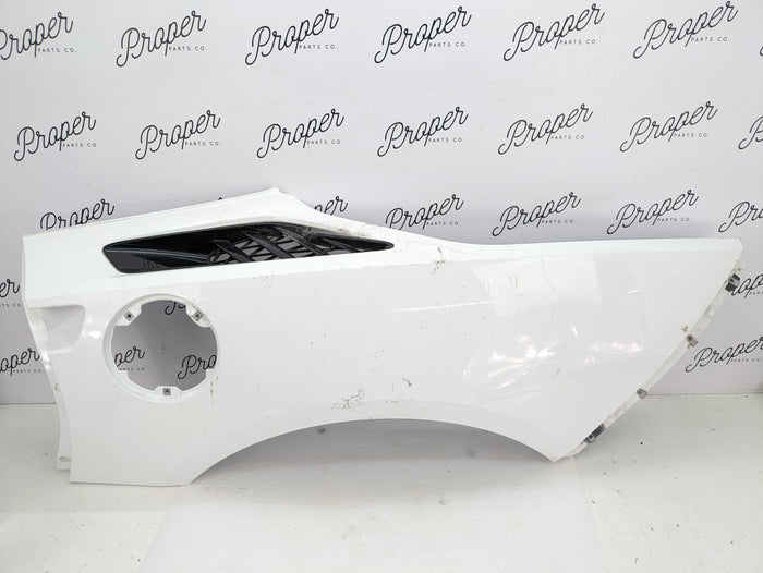Chevrolet C7 Corvette Stingray Coupe Left/Driver Side Rear Quarter Panel Fender (G8G/U9567) 84054833 *DAMAGED*