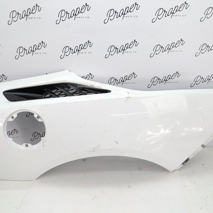Chevrolet C7 Corvette Stingray Coupe Left/Driver Side Rear Quarter Panel Fender (G8G/U9567) 84054833 *DAMAGED*