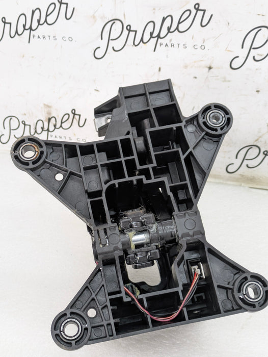 2018 Chevrolet 6th Gen Camaro 2SS Automatic Transmission Gear Shifter Selector Assembly 84069303