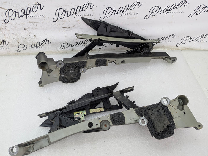 Porsche 996.2 911 Carrera 4 Cabriolet Convertible Roof Soft Top Left/Right Hinge Set W/Flaps
