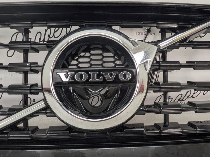 2021 Volvo V60 T6 R-Design Front Bumper Black Upper Grille 32132220
