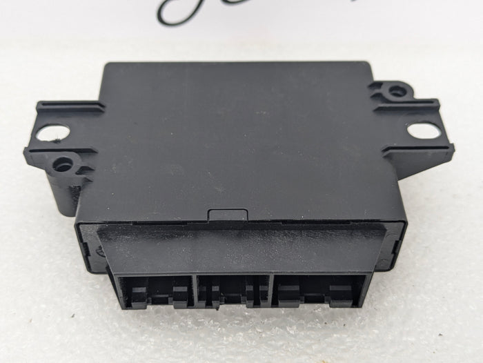 2015-2018 Audi 8U Q3 PDC Parking Distance Control Assistance Control Module 8X0919475AK