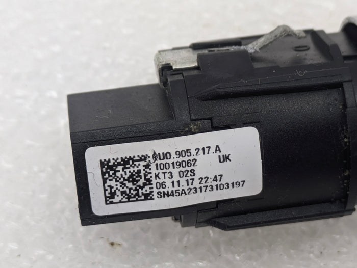 2015-2018 Audi 8U Q3 Engine Start Stop Ignition Switch 8U0905217A
