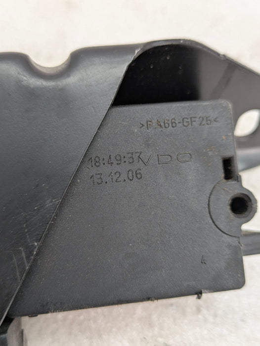 BMW E61 530xi 525xi 545i 550i Wagon Rear Tailgate Lift Lock Latch Actuator 7071594
