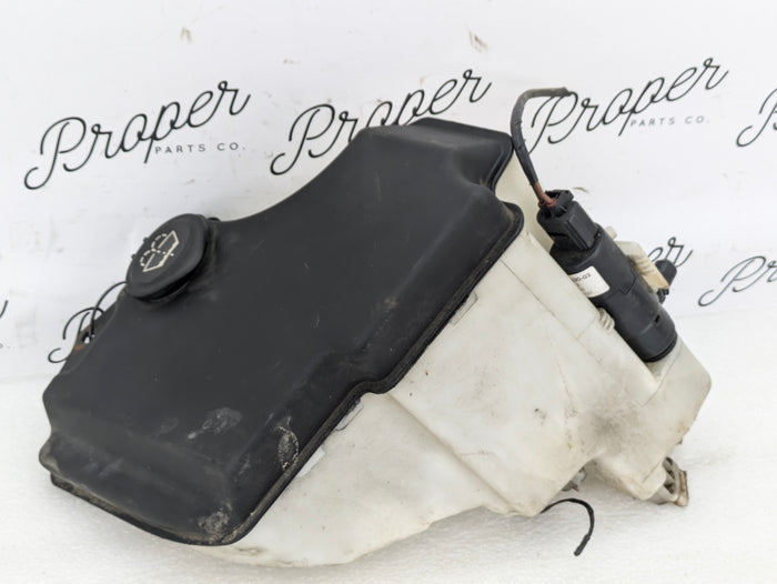 BMW E46 330ci 328ci 325ci 323ci 320i Front Windshield Headlight Washer Tank Bottle Reservoir  7008057/8377430
