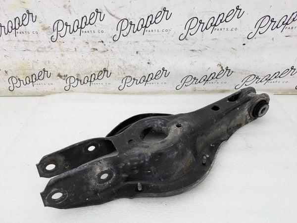 BMW F30 F31 F32 F33 F34 F36 3 & 4 Series Right/Left Rear Spring Perch Control Arm 6867540/6867541