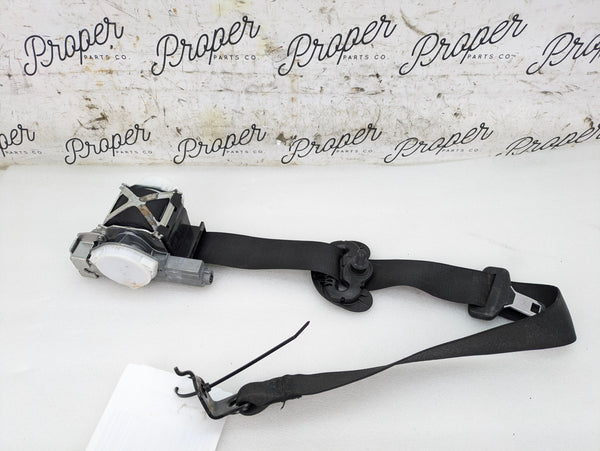 BMW F32 430xi 435xi 440xi 428xi F82 M4 Right/Passenger Side Front Seatbelt 7284486