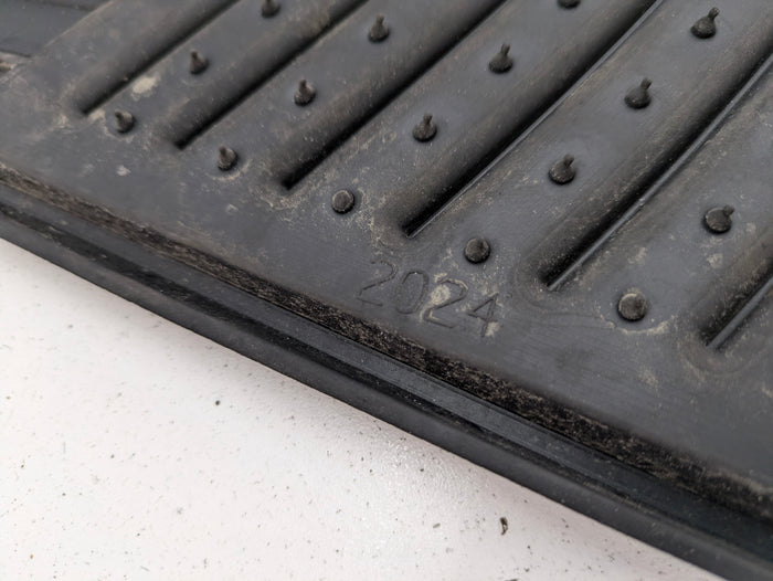 BMW E46 Coupe 330CI 325CI M3 Oem Macneil Rubber All Weather Floor Mat Set