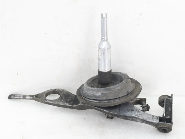 BMW E90 E92 E93 335i N54 RWD Manual Transmission Shift Arm & Gear Shifter 7524720