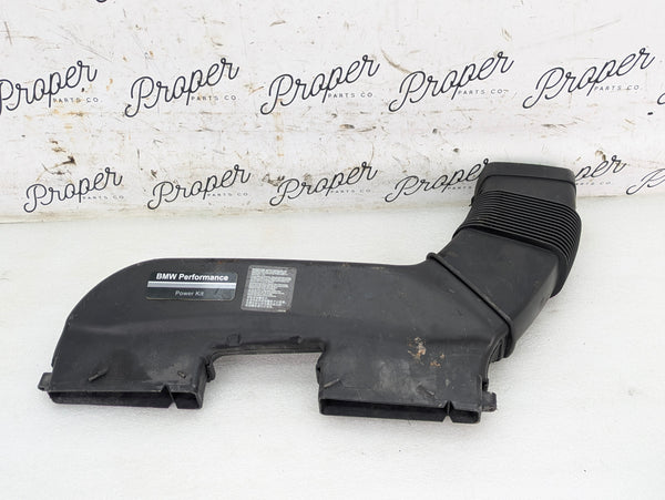 BMW E92 E93 E90 335xi 335i N55 Engine Air Intake Duct Pipe 7599282