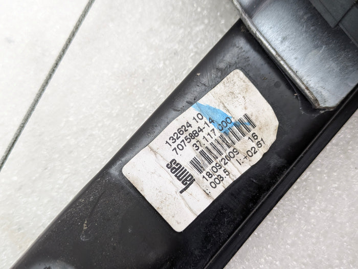 BMW E90 E91 M3 335xi 328xi Sedan Wagon Rear Right Window Regulator Motor 51357140590